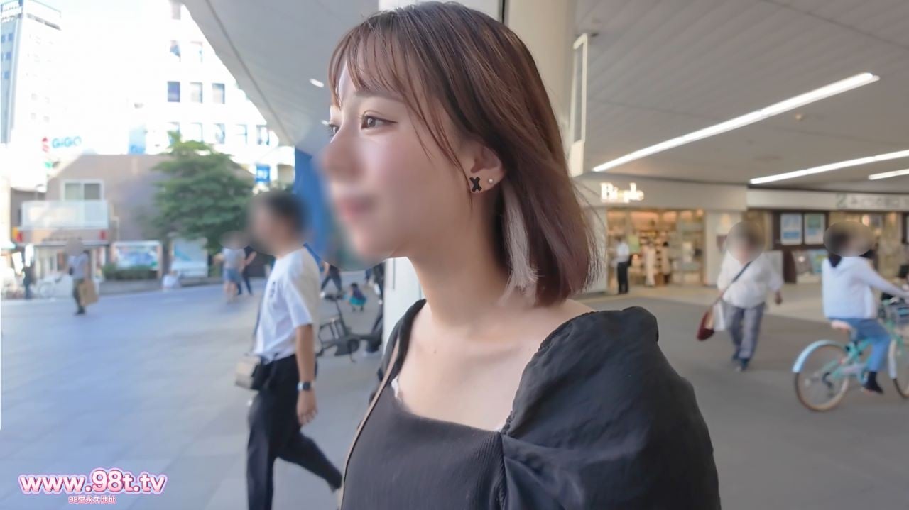 FC2PPV-4768553- 【初】Fカップ(MARCH)美女「居*屋の給料では足りなくて...」学費の為コウ額